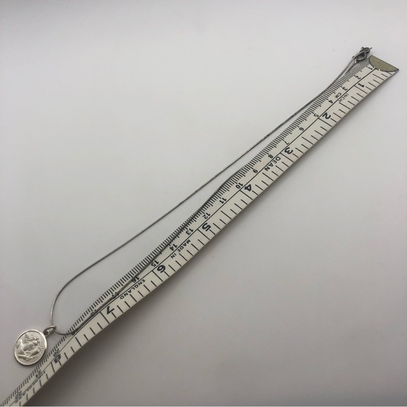 Vtg Sterling Silver Ricordo Della Prima Comunion Coin Pendant w Chain 15” & .7” - Picture 7 of 8